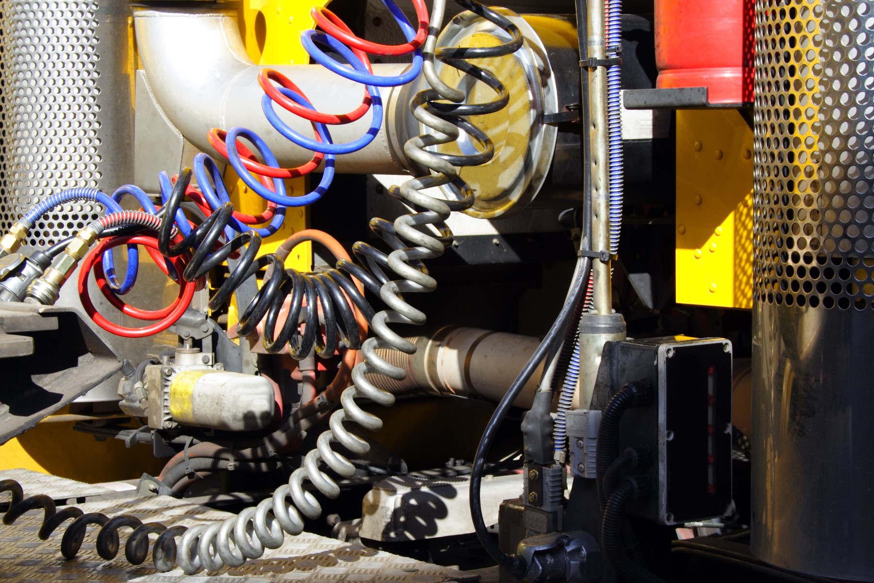 A Peek into the World of SemiTrucks Air Brakes the Pulse of Heavy